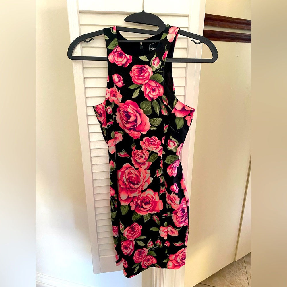 Flowery mini dress!